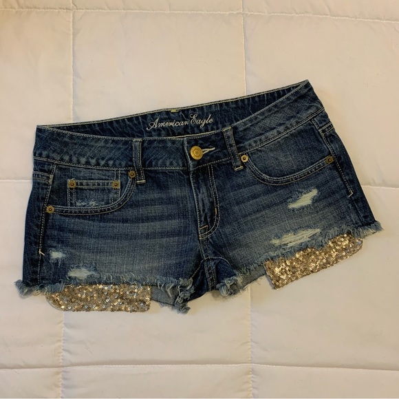 American Eagle: Festival Sequin Shortie Shorts; Gold sequins; shiny pockets - Picture 2 of 5